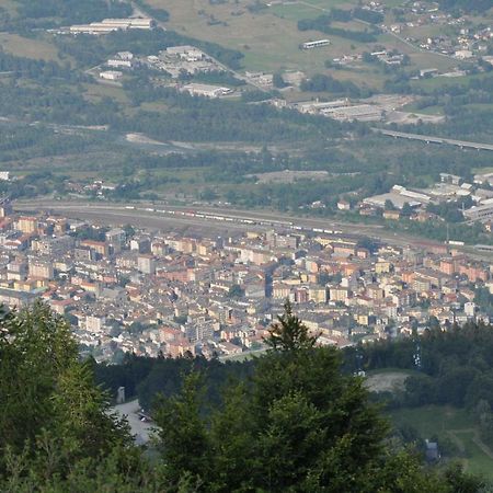 Il Borgo Di Monica Villa Domodossola Bagian luar foto