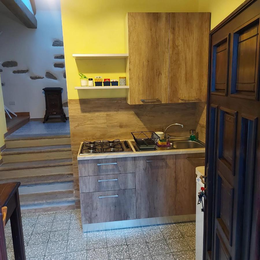 Il Borgo Di Monica Villa Domodossola Bagian luar foto