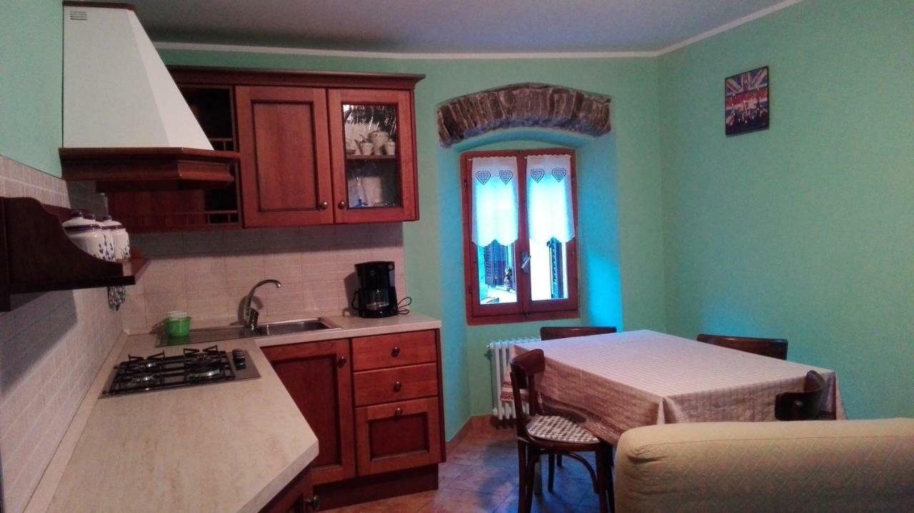Il Borgo Di Monica Villa Domodossola Bagian luar foto