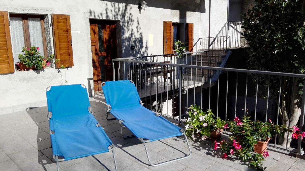 Il Borgo Di Monica Villa Domodossola Bagian luar foto