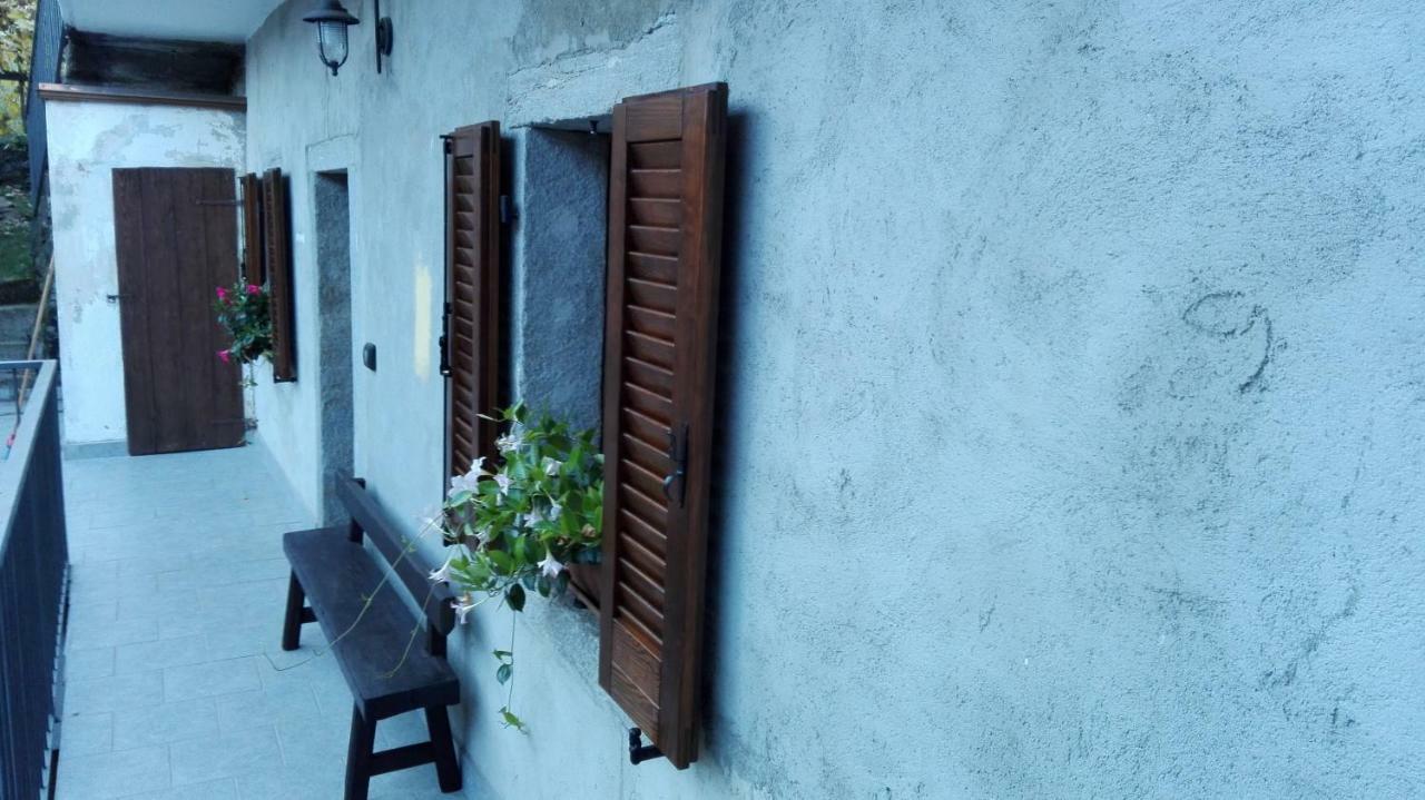 Il Borgo Di Monica Villa Domodossola Bagian luar foto
