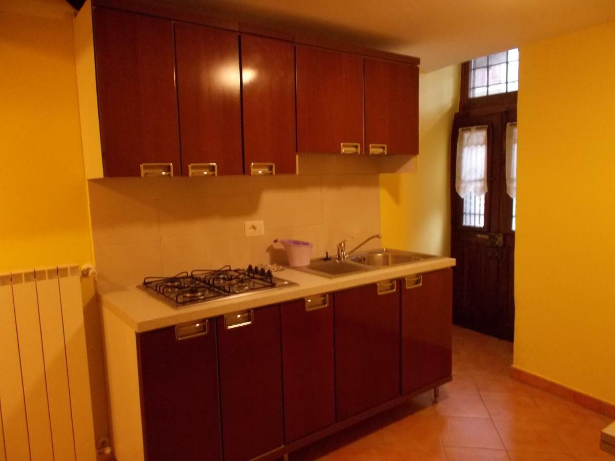 Il Borgo Di Monica Villa Domodossola Bagian luar foto